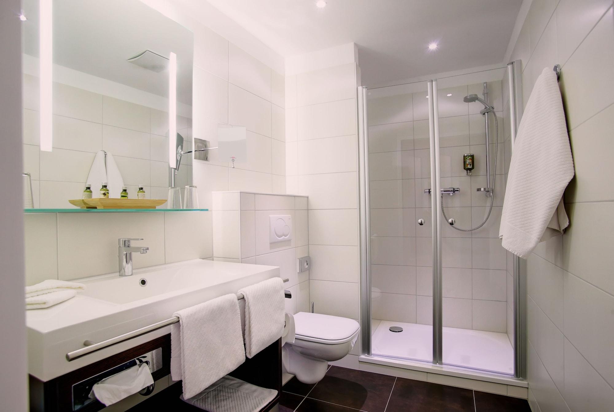 Hotel Mercedes City Бонн Экстерьер фото