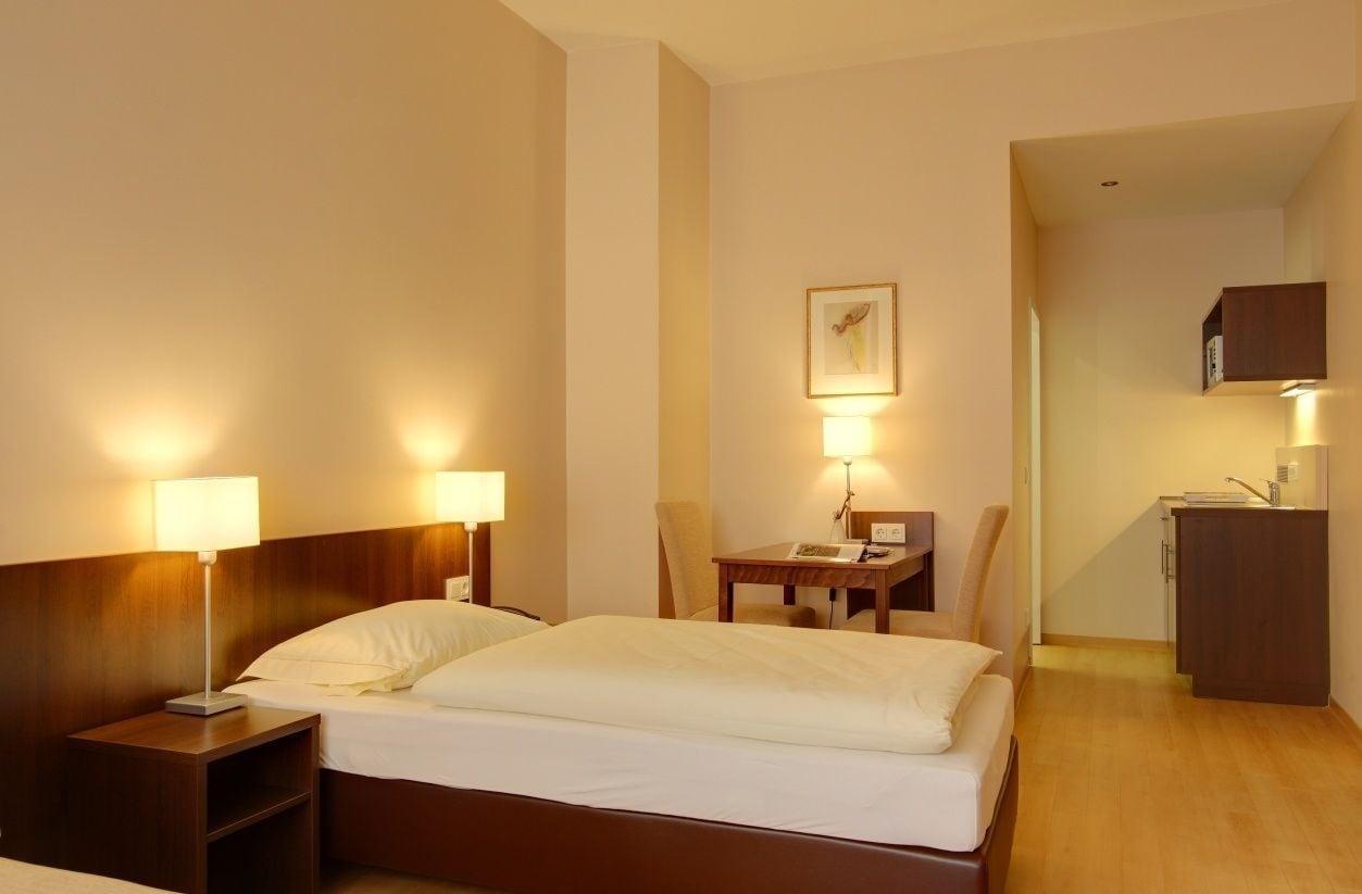 Hotel Mercedes City Бонн Экстерьер фото