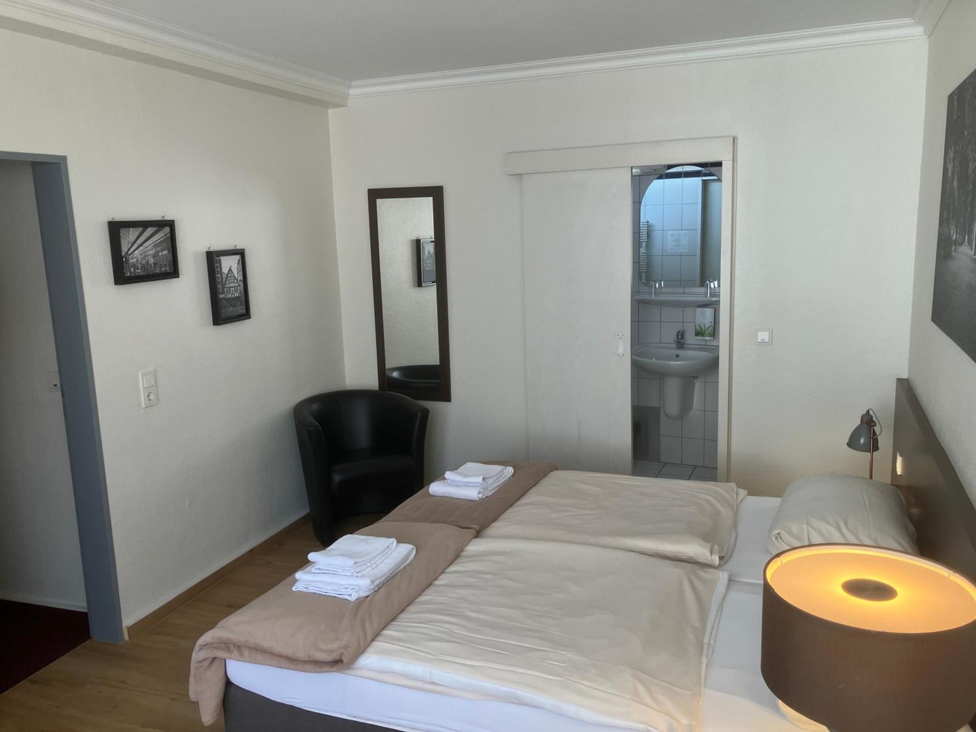 Hotel Mercedes City Бонн Экстерьер фото